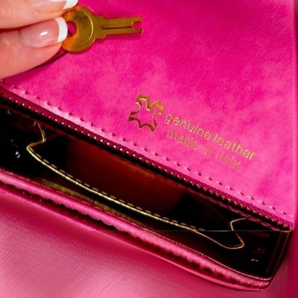 Pratesi Tullia d'Aragona Calf Leather Crossbody Pink Radical Fuchsia NWOT - Picture 3 of 3